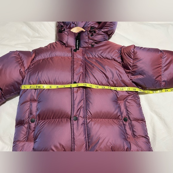 Aritzia Super Puff Shorty - Picture 10 of 15